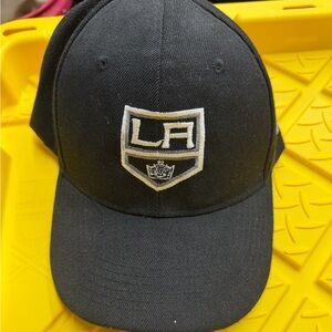 Los Angeles Kings Black LA Shield Cap